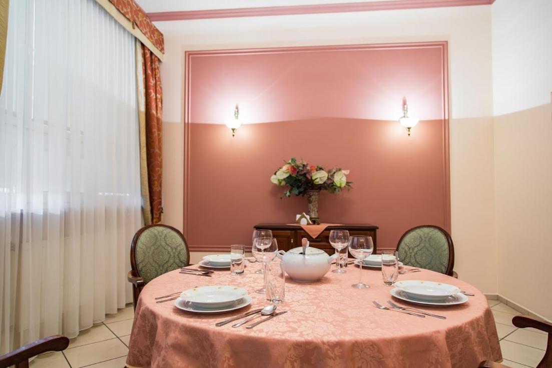 Kompleks Restauracyjno-Noclegowy Rubikon Lublin Eksteriør bilde